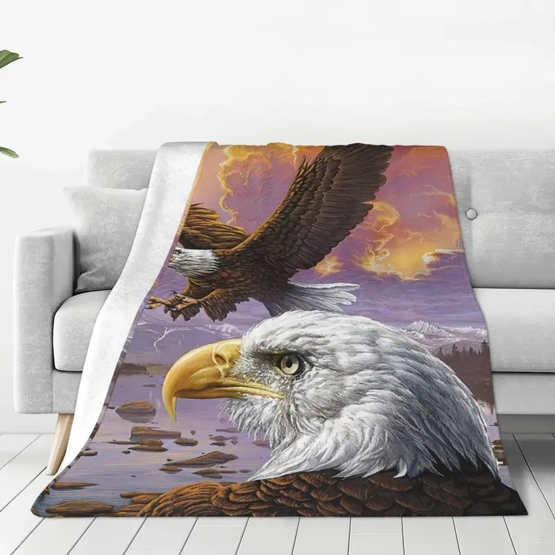 Eagle Pattern Lightweight Fleece Throw Blanket for Comfort